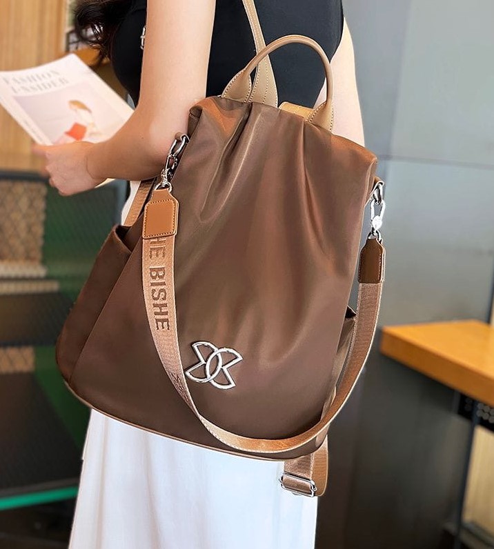 Women Large Capacity Outdoor Tote Bag